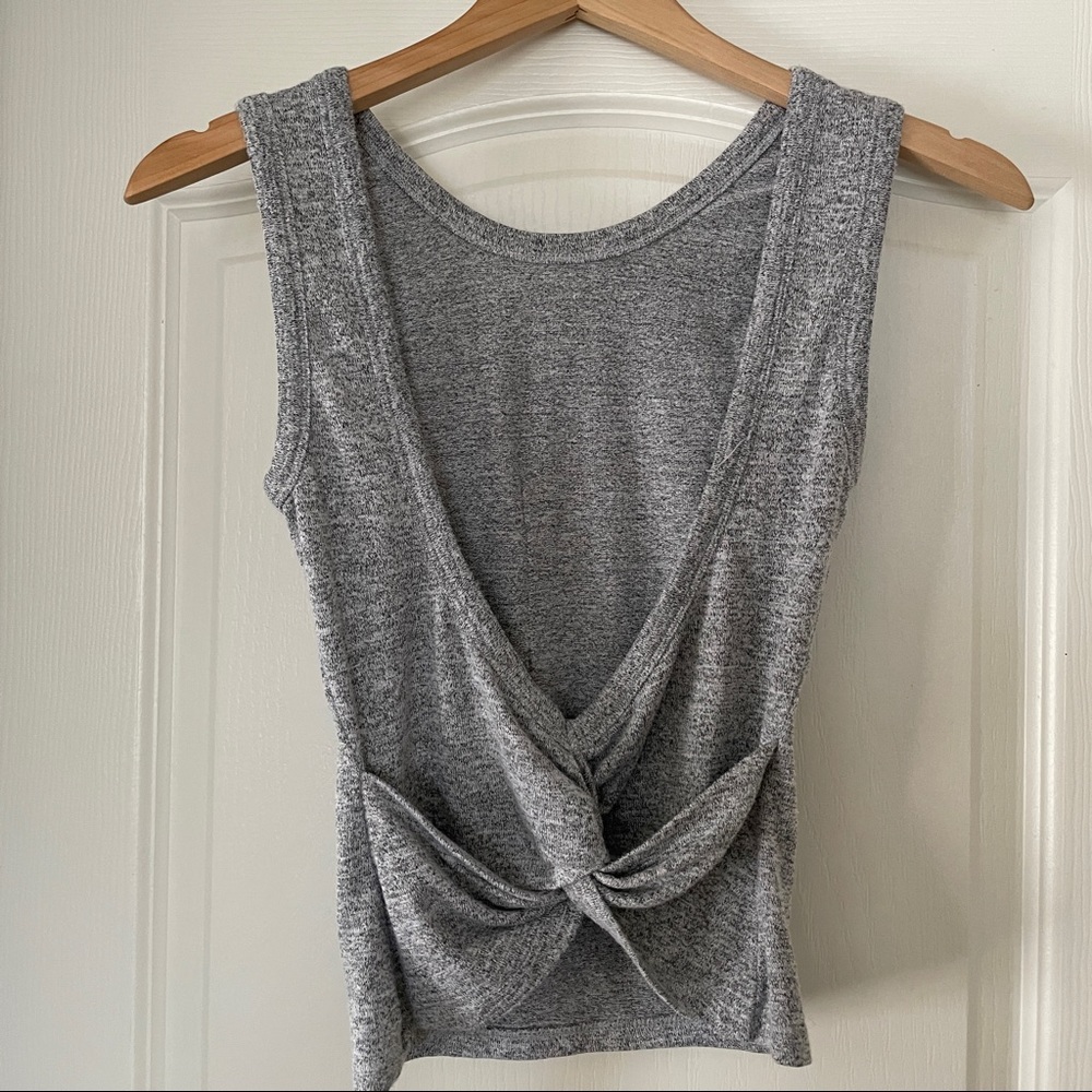 Babaton Aritzia Backless Twist cropped Top